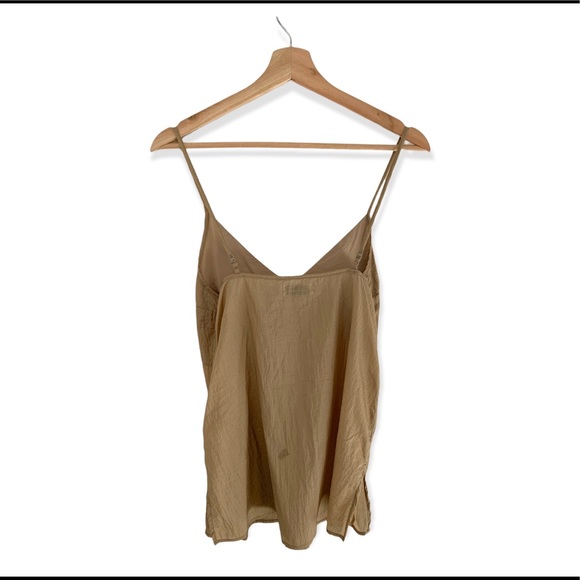 UO Flowy Tank - Picture 2 of 3